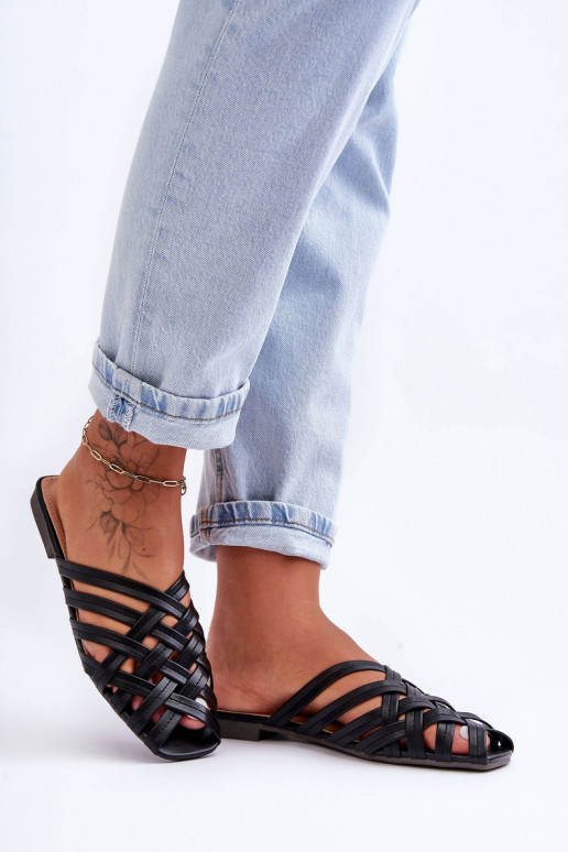 Peau Féminin Chaussons avec des bandes couleur noire Doralia