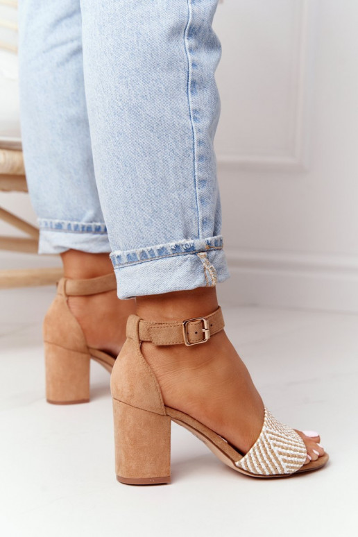 des sandales Avec tresse avec des talons brun clair Honeymoon