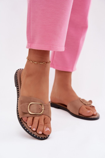 Chaussons avec talons larges et boucles dorées marron Selivelle