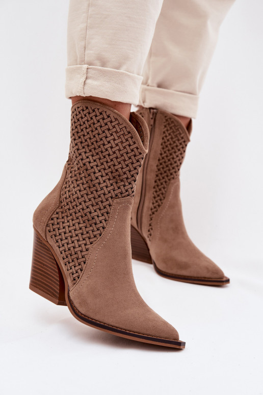 avec des éléments ajourés Bottes pour femmes beige Rivorina