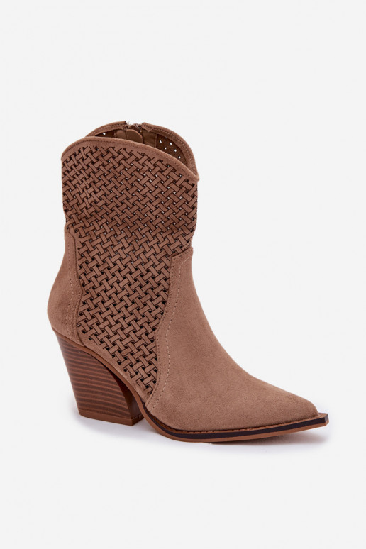 avec des éléments ajourés Bottes pour femmes beige Rivorina