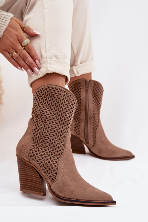 avec des éléments ajourés Bottes pour femmes beige Rivorina