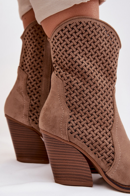 avec des éléments ajourés Bottes pour femmes beige Rivorina