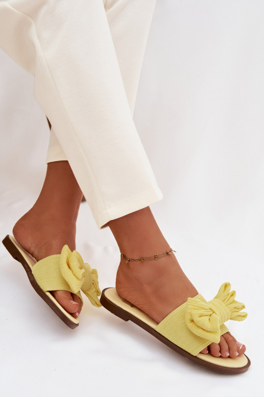 Chaussons pour femmes avec larges talons et nœuds couleur jaune Amivelle