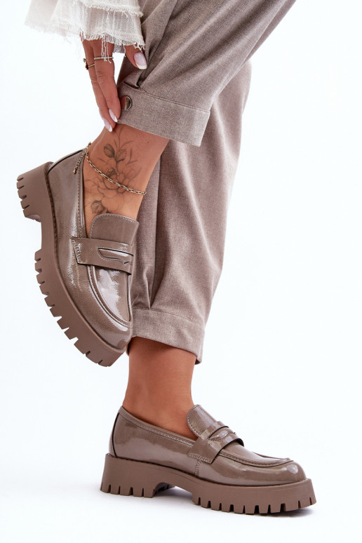 avec effet vernis chaussures Mocassins avec des talons larges beige Jannah