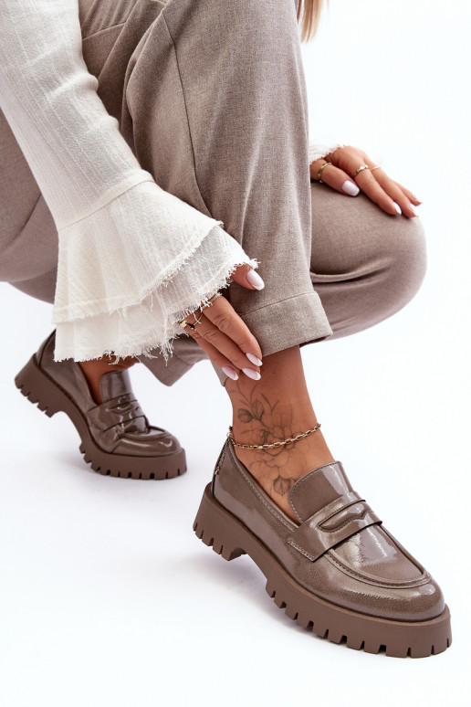 avec effet vernis chaussures Mocassins avec des talons larges beige Jannah