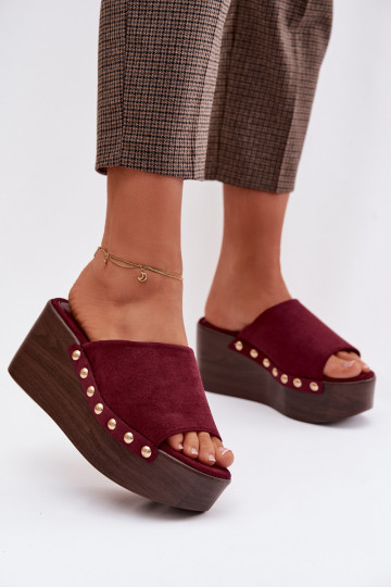 Pantoufles à plateforme en simili daim de couleur bordeaux Helivina 2
