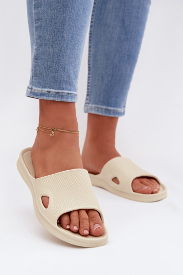 Modèle classique Pantoufles pour femmes beige Juniria