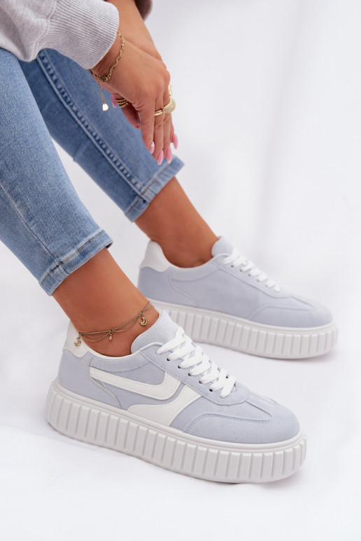 Chaussures modèle baskets Féminin avec une plateformeen daim écologiqueu bleu clair Cadrina