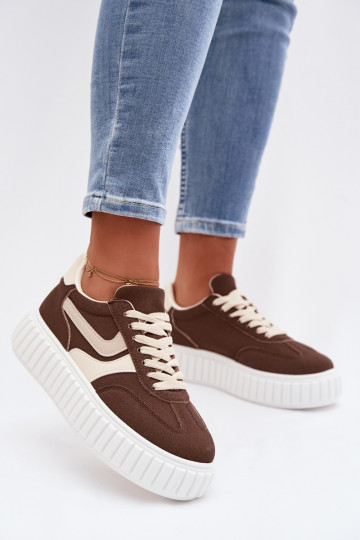 Chaussures modèle baskets Féminin avec une plateformeen daim écologiqueu marron Cadrina 2