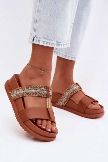 Pantoufles pour femmes avec une plateforme avec des bandes I couleur doréem Detalem marron Tahlia 2