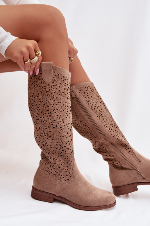 avec des éléments ajourés bottes pour femmes avec des talons larges S.Barski HY61-8023 beige
