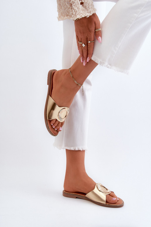 Pantoufles pour femmes avec des ornements couleur dorée Cilima