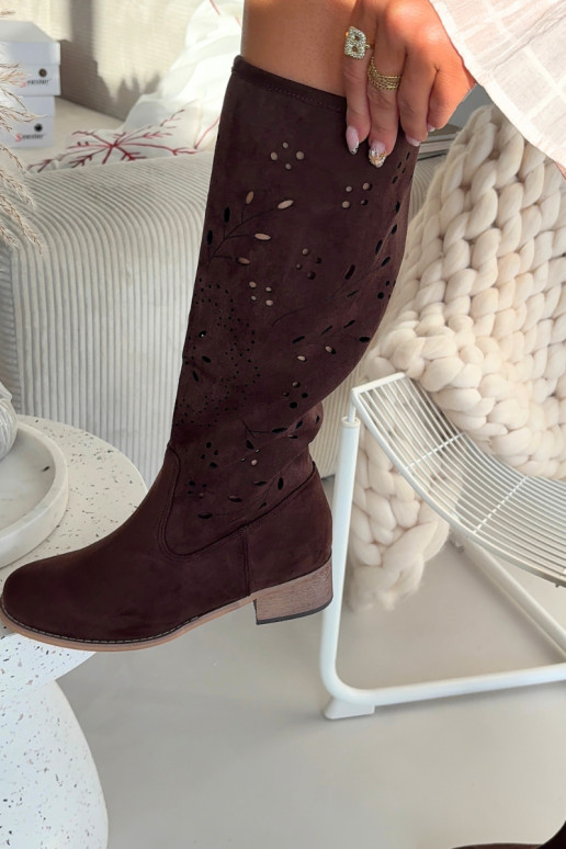 Bottes montantes pour femmes couleur chocolat avec des éléments ajourés Helinna