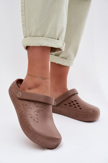 Chaussons Sabots Féminin Pantoufles légères Big Star TT274A085 marron 2