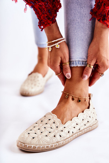 Féminin Un modèle convaincant Ballerines avec des fleurs beige Vennice