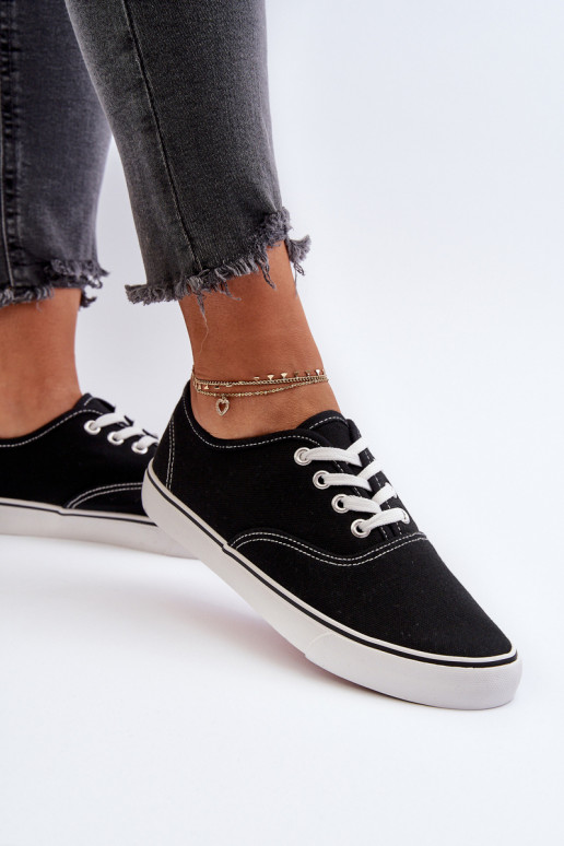 Baskets Baskets modèle classique couleur noire Olvali