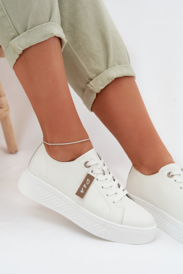 Baskets de sport blanches pour femmes en cuir naturel D&A GR61-5591