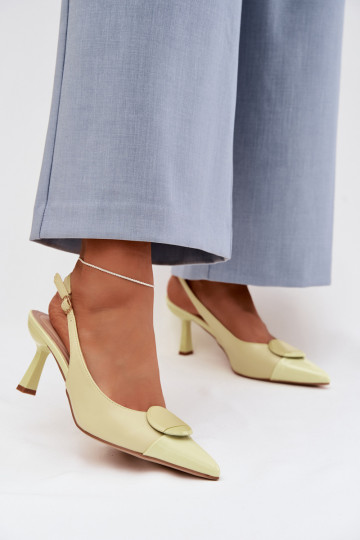 Sandales jaunes pour femmes avec talons fins et détails décoratifs Tai tuririae 2