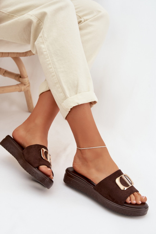 Pantoufles pour femmes Ze couleur doréem Detalem CzekoladoÀe Elmera