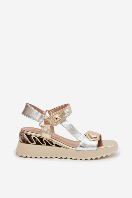 Sandales pour femmes Féminin avec une plateforme D&A CR61-3078 couleur dorée