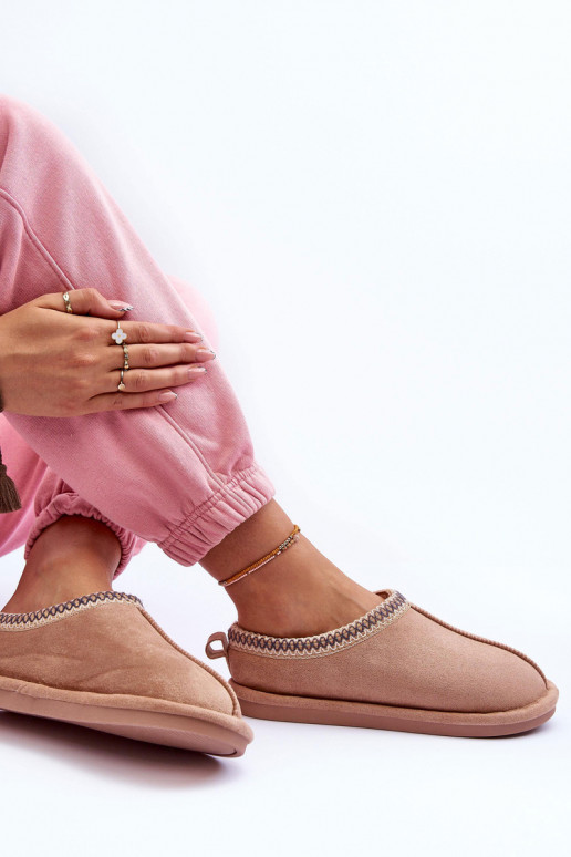 Féminin en daim chaussons avec un manteau de fourrure beige Polinna