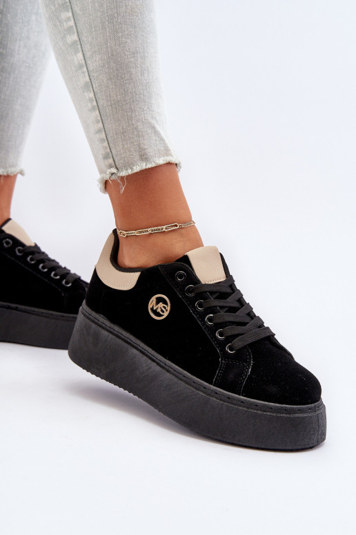Chaussures modèle baskets Féminin avec une plateforme couleur noire Eshen
