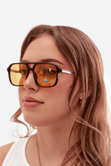 Des lunettes de soleil FémininFiltrem UV Noir et-couleur jaune 2