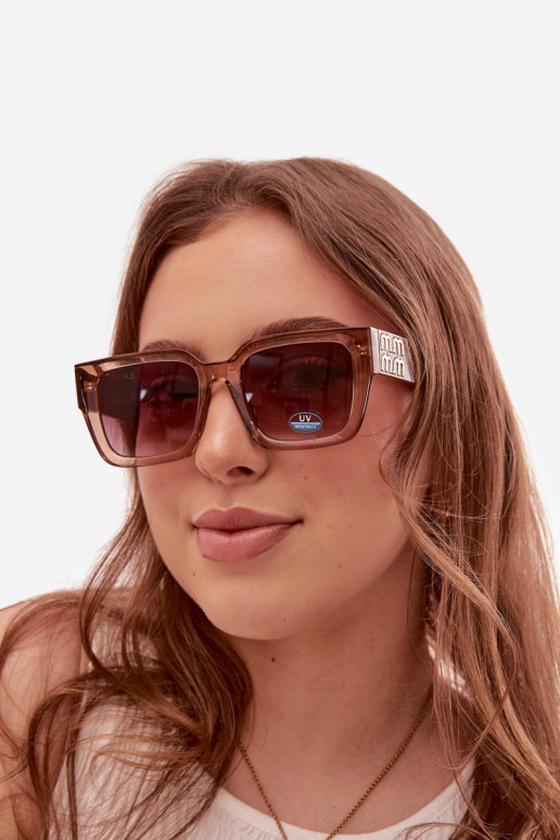 Des lunettes de soleil Féminin marron