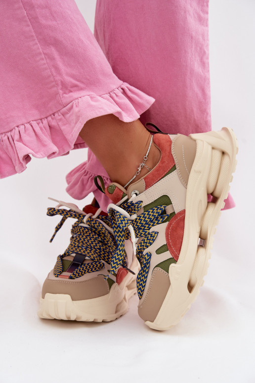 Peau Chaussures modèle baskets Féminin avec une plateforme D&A CR61-3133 beige