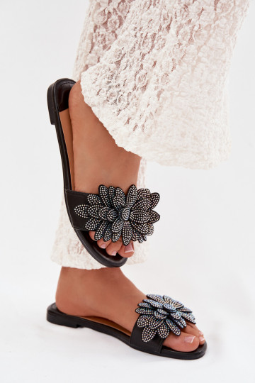Chaussons pour femmes couleur noire avec décoration Grelora