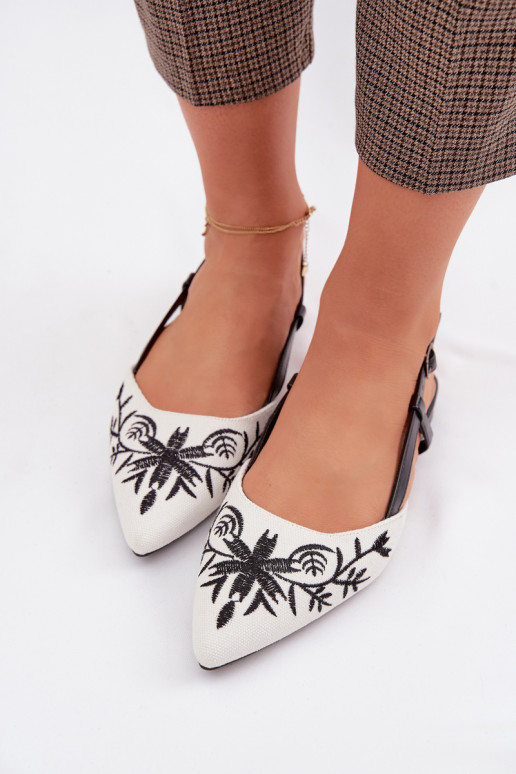 Sandales pour femmesHaftem Activé isocèle couleur noire Grelia