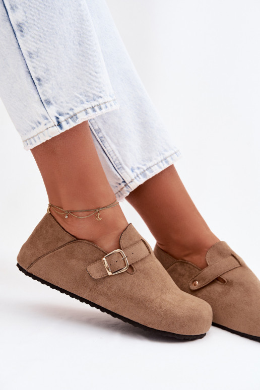 Chaussures en simili cuir pour femmes avec boucles dorées couleur sable Ismora