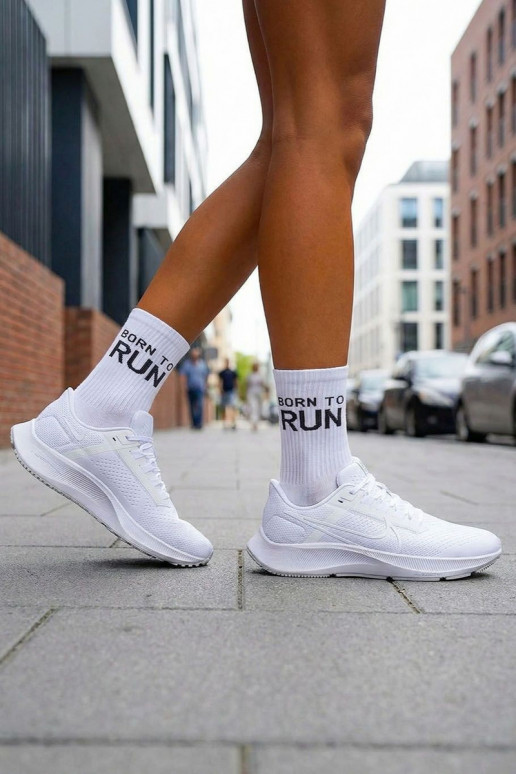 Chaussettes Féminin BORN TO RUN couleur blanche