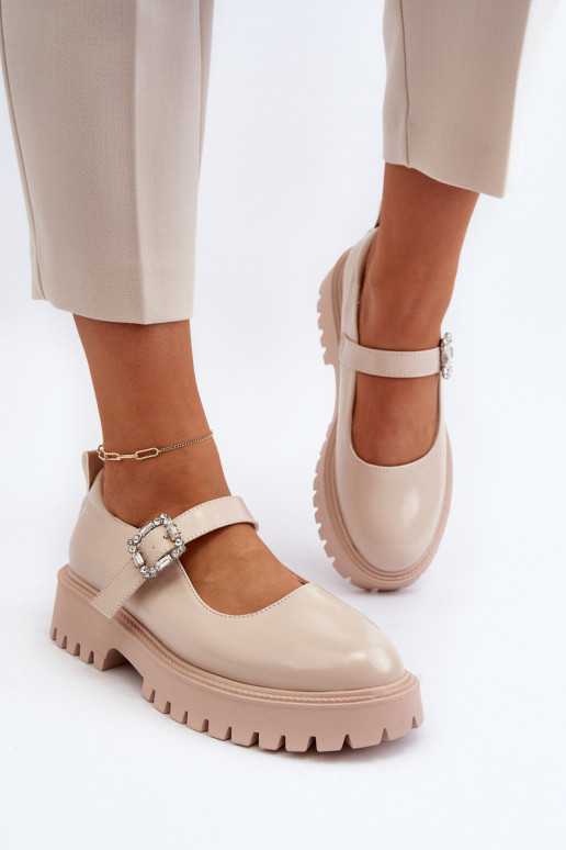Chaussures en cuir verni pour femme décorer avec boucles beige Lindnessa