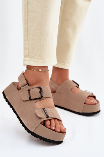 Sandales en daim avec une plateforme Big Star TT274235 beige 2