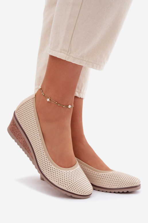 chaussures Féminin avec une plateforme Vinceza 58629 couleur ivoire