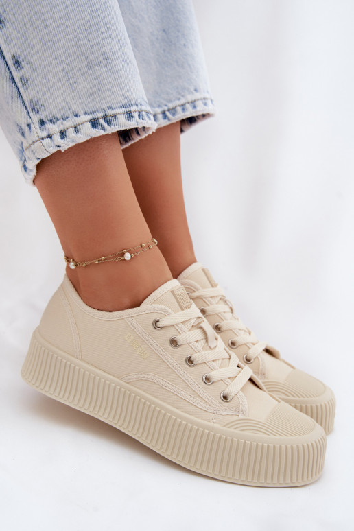 Chaussures de loisirs avec une plateforme Big Star TT274271 beige