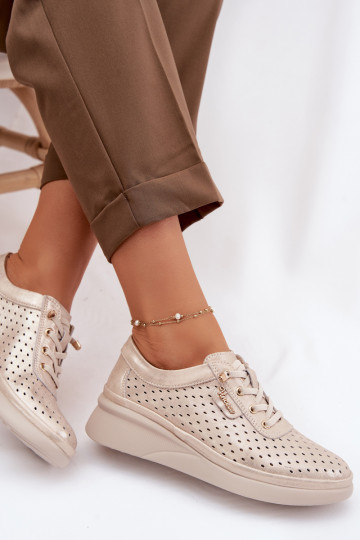 Peau avec des éléments ajourés chaussures Féminin Vinceza 79603 couleur dorée