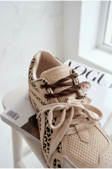 Peau en daim Chaussures modèle baskets Féminin Big Star TT274549 beige 2