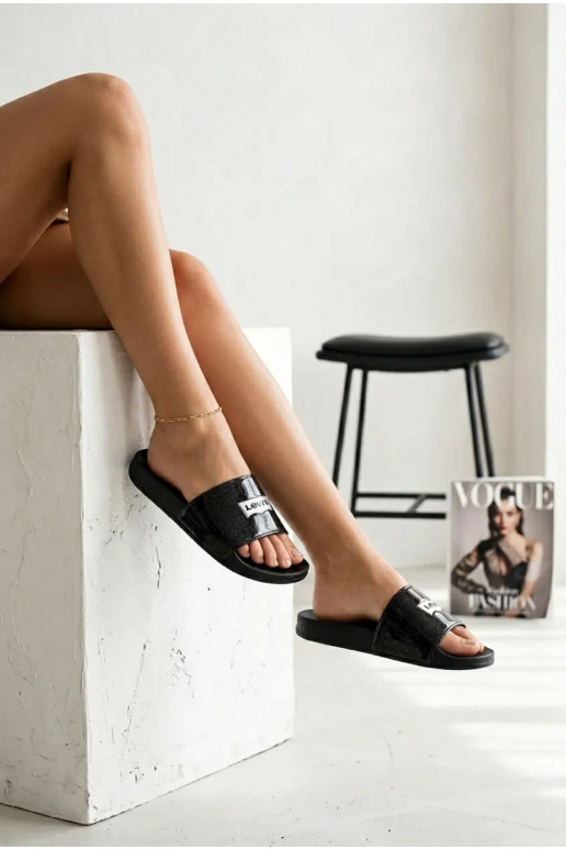 Chaussons Jeunesse LEVI'S VPOL0251S-2693 couleur noire avec éclat