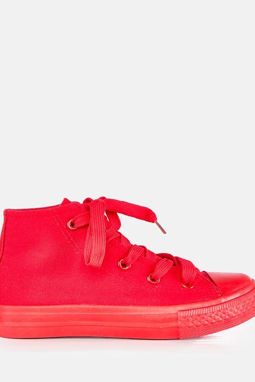 Baskets rouges pour enfants au-dessus...