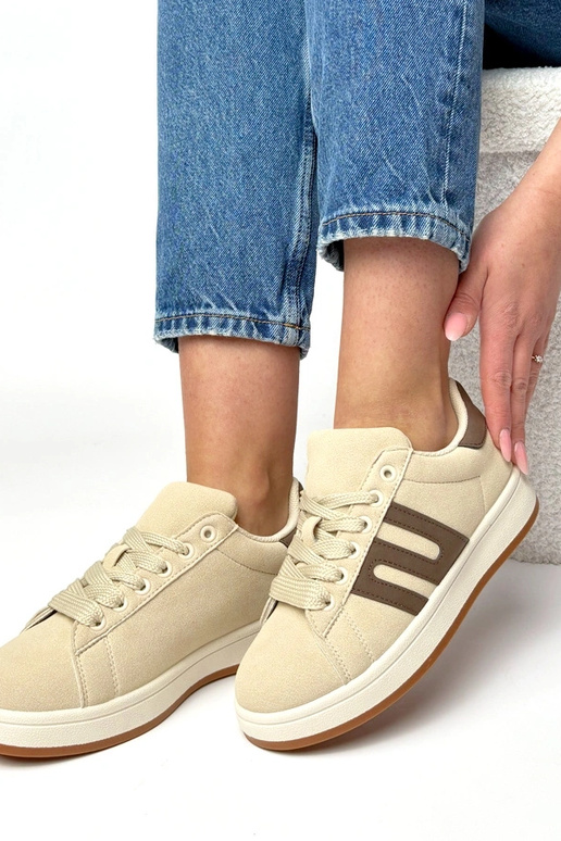 Baskets sportives quotidiennes...