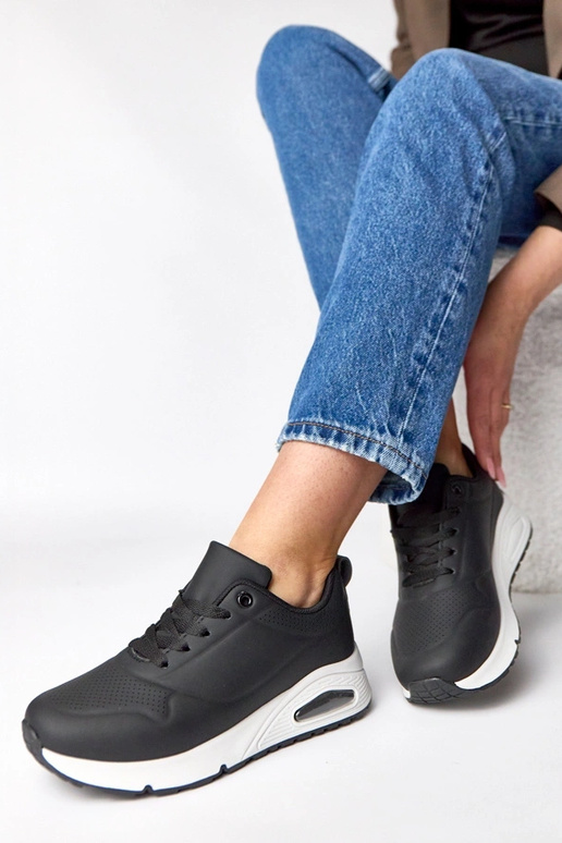 Baskets noires à semelle épaisse Sylvie