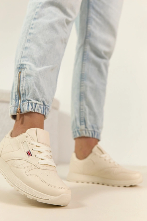 Baskets quotidiennes couleur sable...