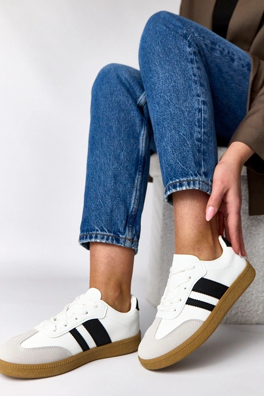 Baskets quotidiennes blanches à...