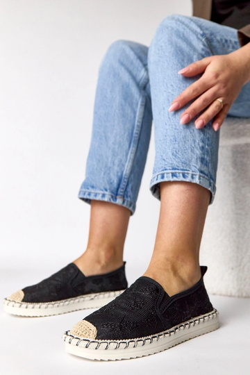 Espadrilles noires ornées...
