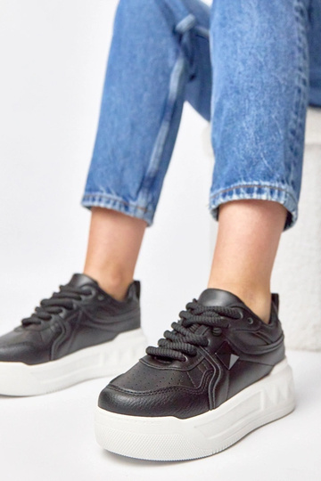 Baskets noires avec plateforme Alessandra