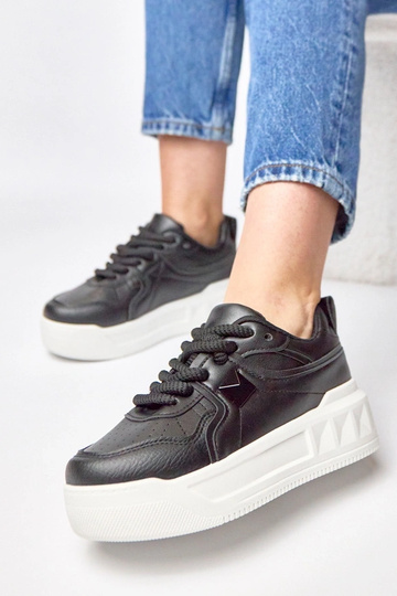 Baskets noires avec plateforme Alessandra 2