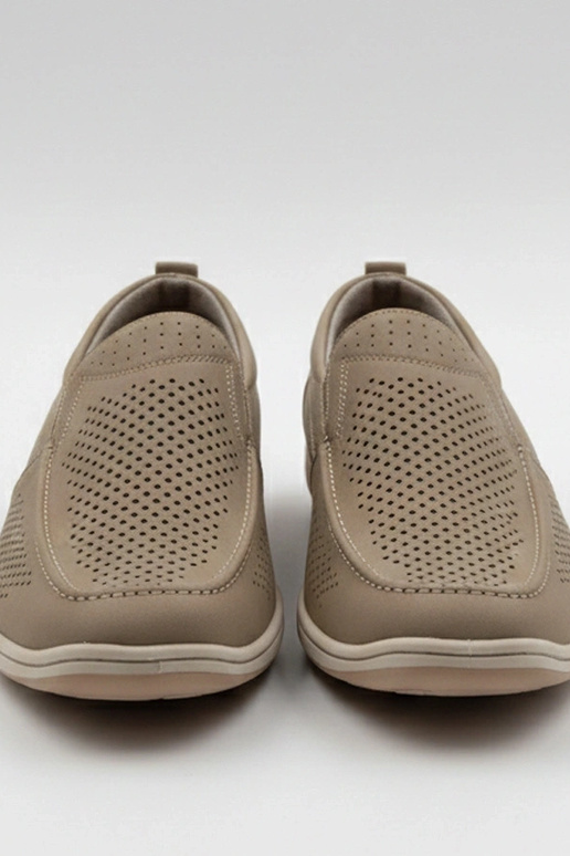 Mocassins perforés bruns pour hommes...